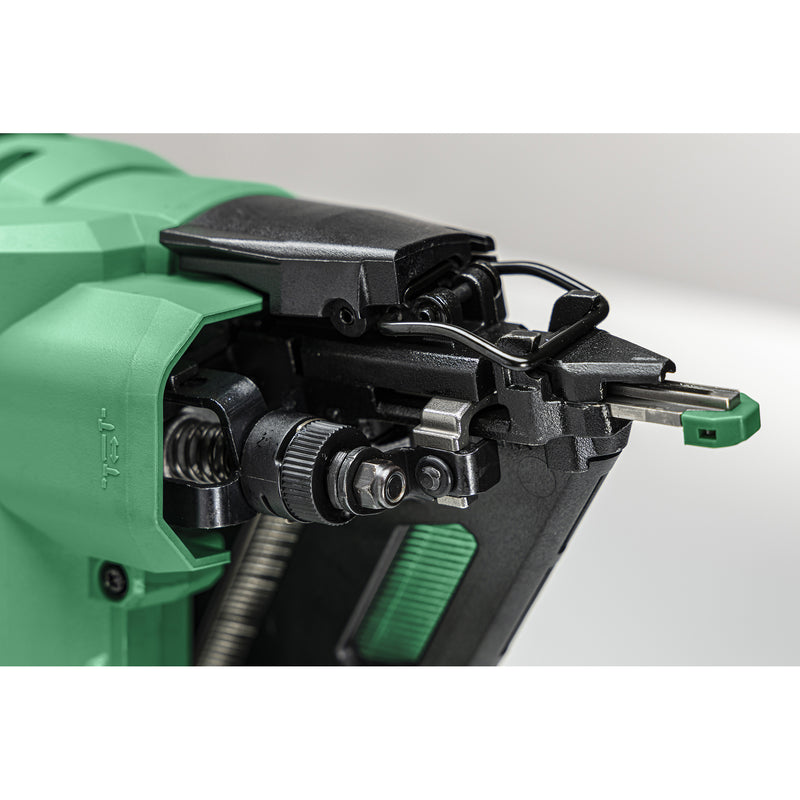 HiKOKI 18V 15GA Brushless Angled Finish Nailer – NT1865DAAJXZ (Includes 2 x 2.0Ah Batteries, Charger & Case)