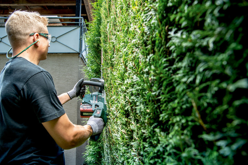 Metabo HS 18 LTX BL 55 (601722850) 18V Brushless Cordless Hedge Trimmer - Body Only product image 3